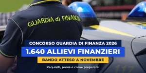 Finanziere di spalle accanto a un’auto di servizio: concorso Guardia di Finanza 2026, 1.640 Allievi Finanzieri, bando atteso a novembre